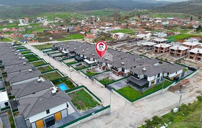 ERA SÖZ DEN BALIKESİR KÖTEYLİ DE MÜSTAKİL BAHÇELİ OTURUMA HAZIR 4+1 DUBLEKS VİLLA
