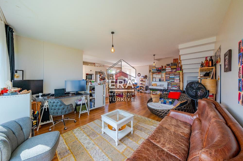 Zekeriyaköyde Yüksek Tabela Değerli Ticari 2 Bina