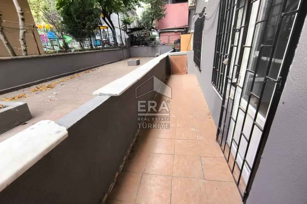 ÜSKÜDAR CUMHURİYET MAHALLESİN DE FERAH VE KULLANIŞLI 2+1