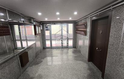 ÜSKÜDAR CUMHURİYET MAHALLESİN DE FERAH VE KULLANIŞLI 2+1