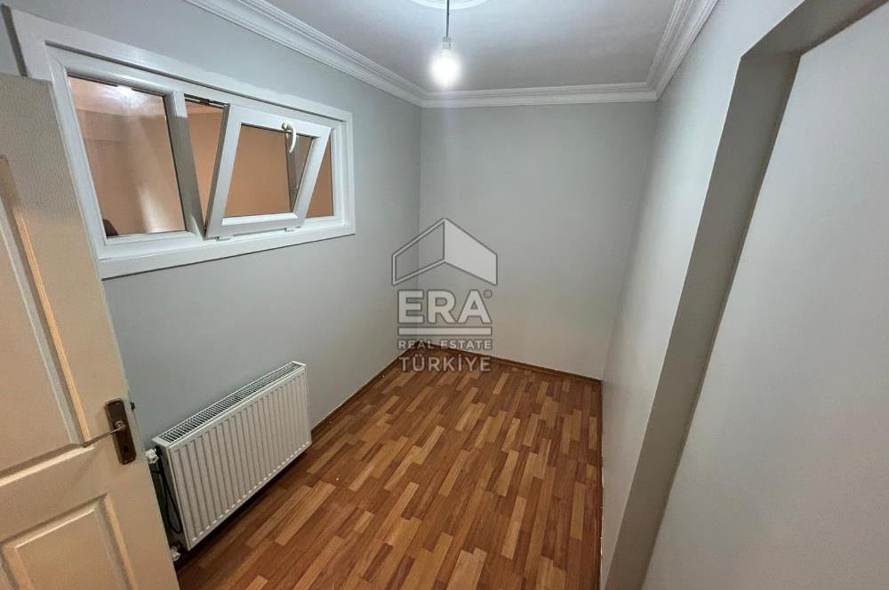 ÜSKÜDAR CUMHURİYET MAHALLESİN DE FERAH VE KULLANIŞLI 2+1