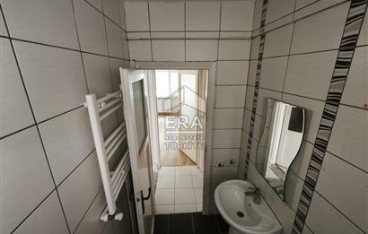 ÜSKÜDAR'IN KALBİNDE GENİŞ 2+1 DAİRE