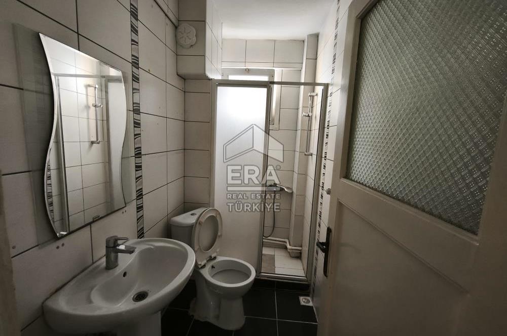 ÜSKÜDAR'IN KALBİNDE GENİŞ 2+1 DAİRE