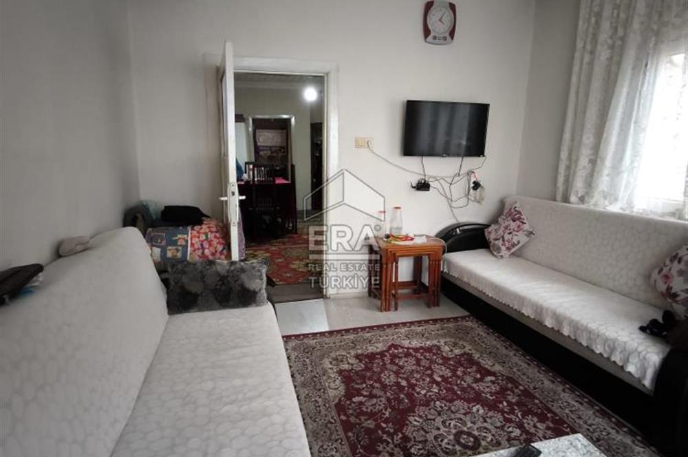 ERA KARAT, ŞEHRİN GÖBEĞİNDE, HERYER YÜRÜME MESAFESİNDE