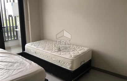 ERA KARAT CAMİLİ'DE SIFIR EŞYALI 1+1 KİRALIK DAİRE