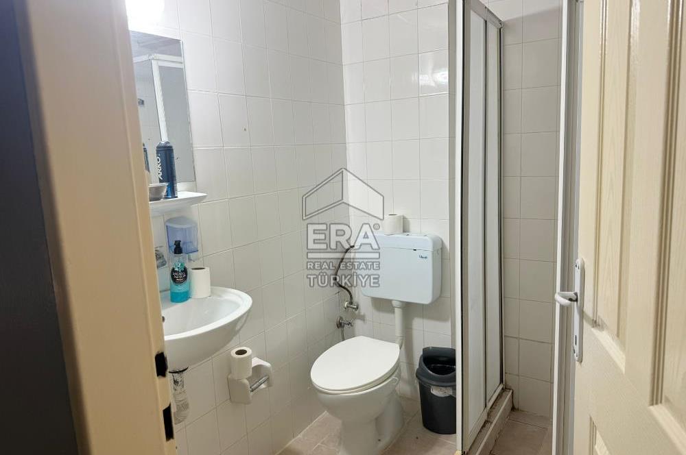 Çiğli Yakakent Mah. Deniz Manzaralı 3+1 Satılık Daire