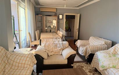 Çiğli Yakakent Mah. Deniz Manzaralı 3+1 Satılık Daire