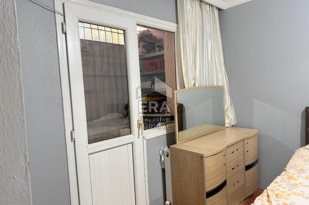 Çiğli Yakakent Mah. Deniz Manzaralı 3+1 Satılık Daire