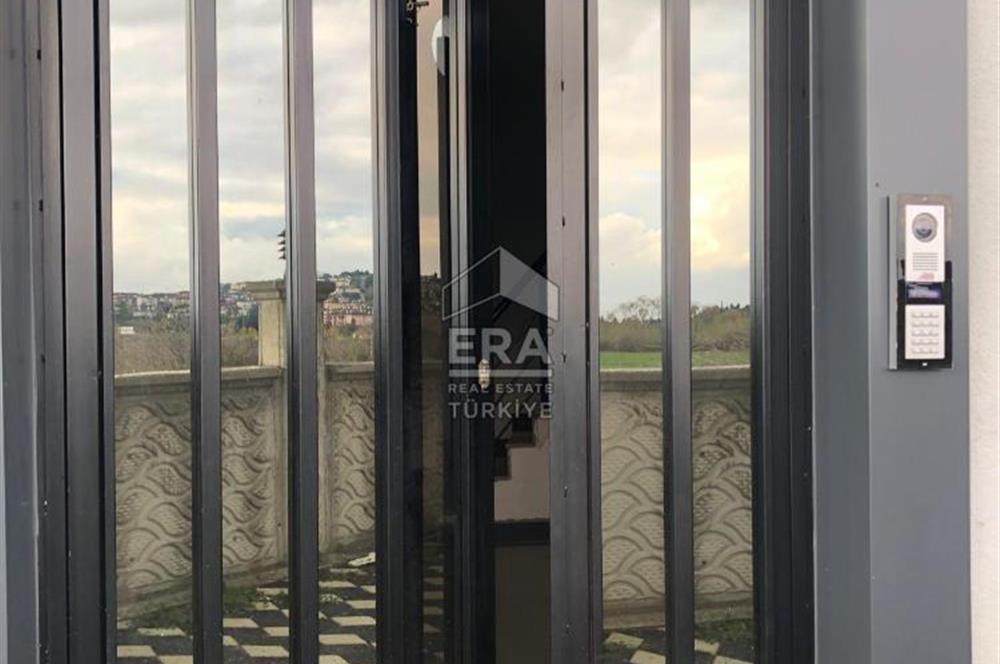 ERA KARAT CAMİLİ'DE SIFIR EŞYALI 1+1 KİRALIK DAİRE