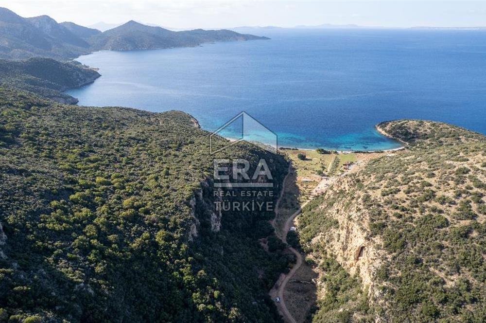 Datça Cumalı Bükceğizde Satılık 2.767m² Deniz Manzaralı Tarla