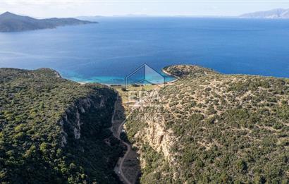 Datça Cumalı Bükceğizde Satılık 2.767m² Deniz Manzaralı Tarla