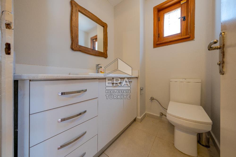 Zekeriyaköy Garanti Koza Evlerinde Vadi Manzaralı Kiralık Villa