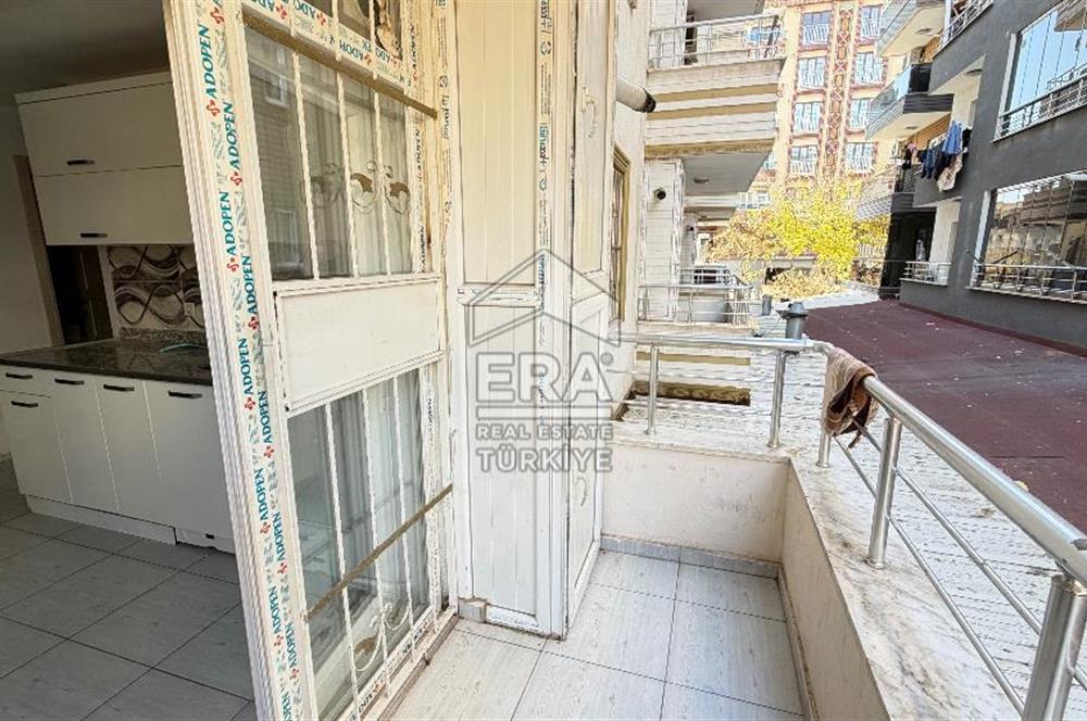 Gap’ta satılık 1 + 1 site içi