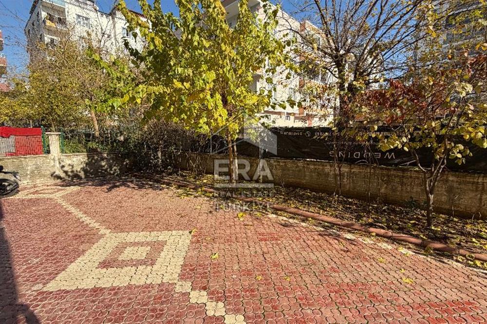 Gap’ta satılık 1 + 1 site içi