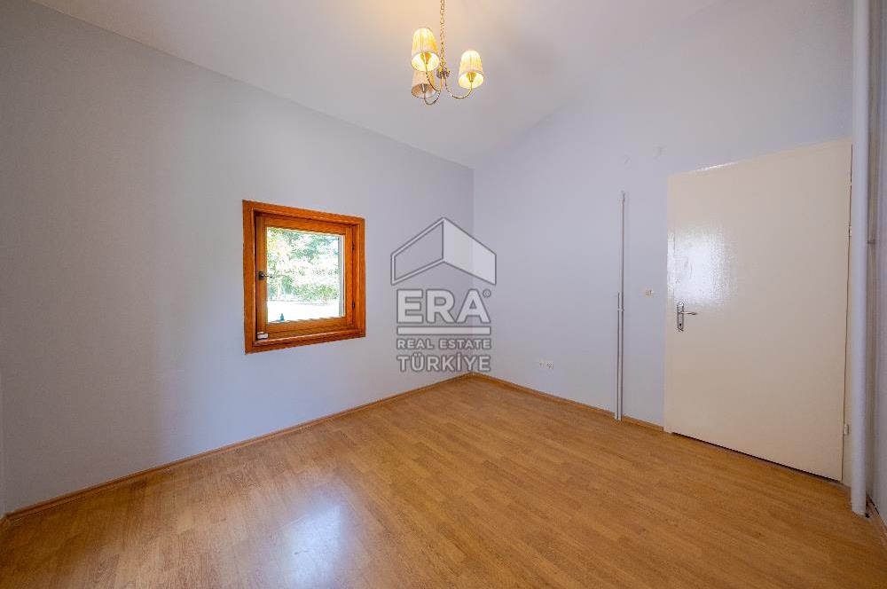 Zekeriyaköy Garanti Koza Evlerinde Vadi Manzaralı Kiralık Villa