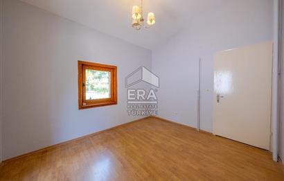 Zekeriyaköy Garanti Koza Evlerinde Vadi Manzaralı Kiralık Villa