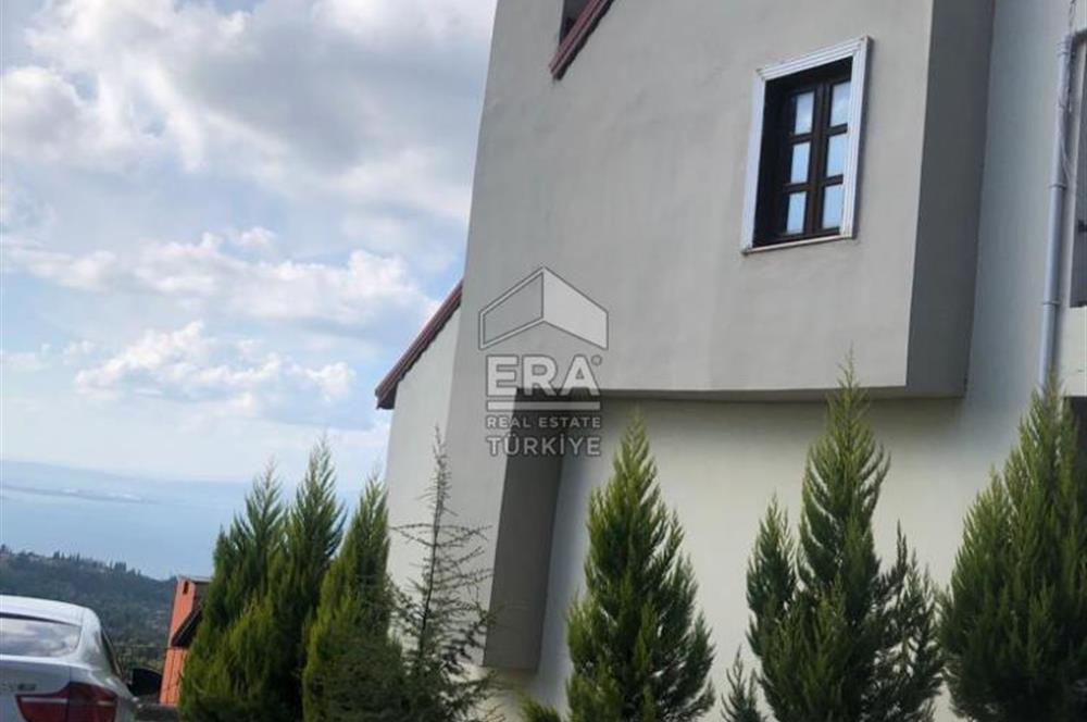 ERA ELITE'DEN KARAMÜRSEL DOĞAKENT SİTESİNDE SATILIK 4+2 TRİPLEX