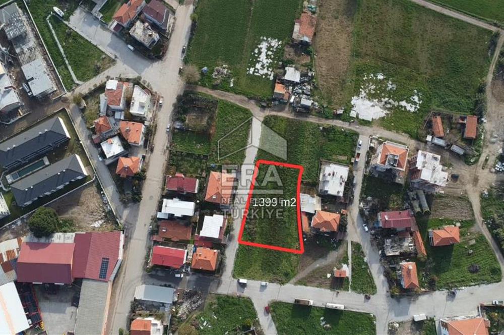 Altınova'nın Kalbinde, Pazara ve Merkeze Yürüme Mesafesinde Yatırımlık İmarlı Arsa