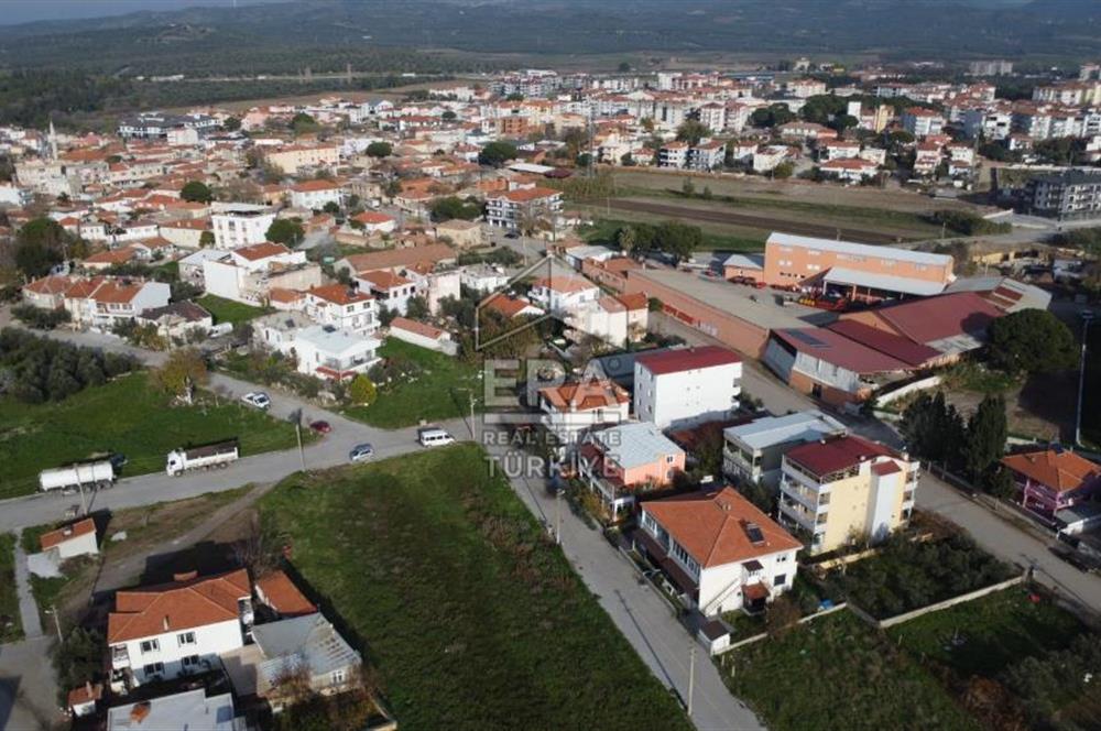 Altınova'nın Kalbinde, Pazara ve Merkeze Yürüme Mesafesinde Yatırımlık İmarlı Arsa