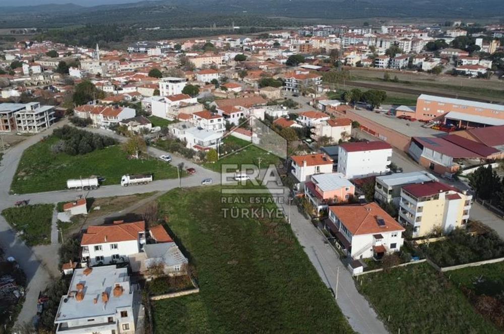Altınova'nın Kalbinde, Pazara ve Merkeze Yürüme Mesafesinde Yatırımlık İmarlı Arsa