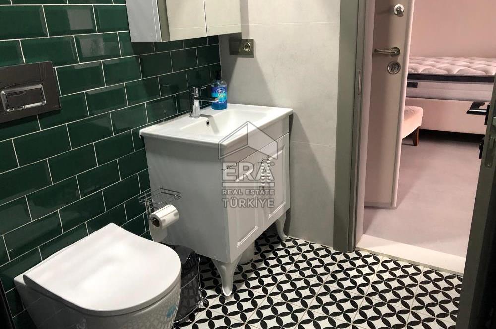 ERA KARAT CAMİLİ'DE SIFIR EŞYALI 1+1 KİRALIK DAİRE