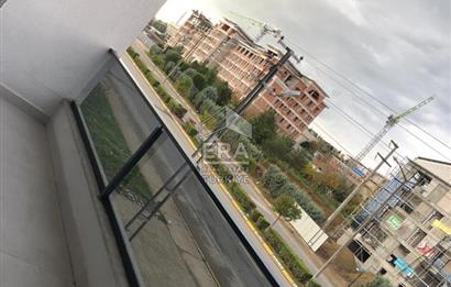 ERA KARAT CAMİLİ'DE SIFIR EŞYALI 1+1 KİRALIK DAİRE