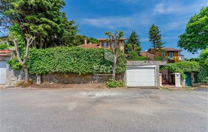 Zekeriyaköy Garanti Koza Evlerinde Vadi Manzaralı Kiralık Villa