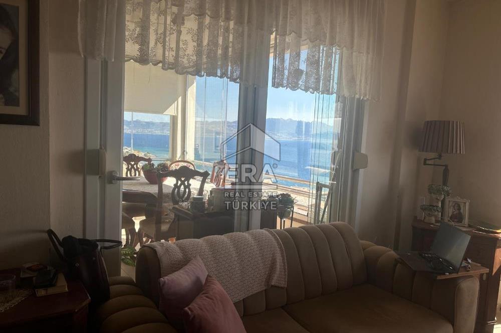 Terasevlerinde Bahçeli & Teraslı İkiz Villa Satılık