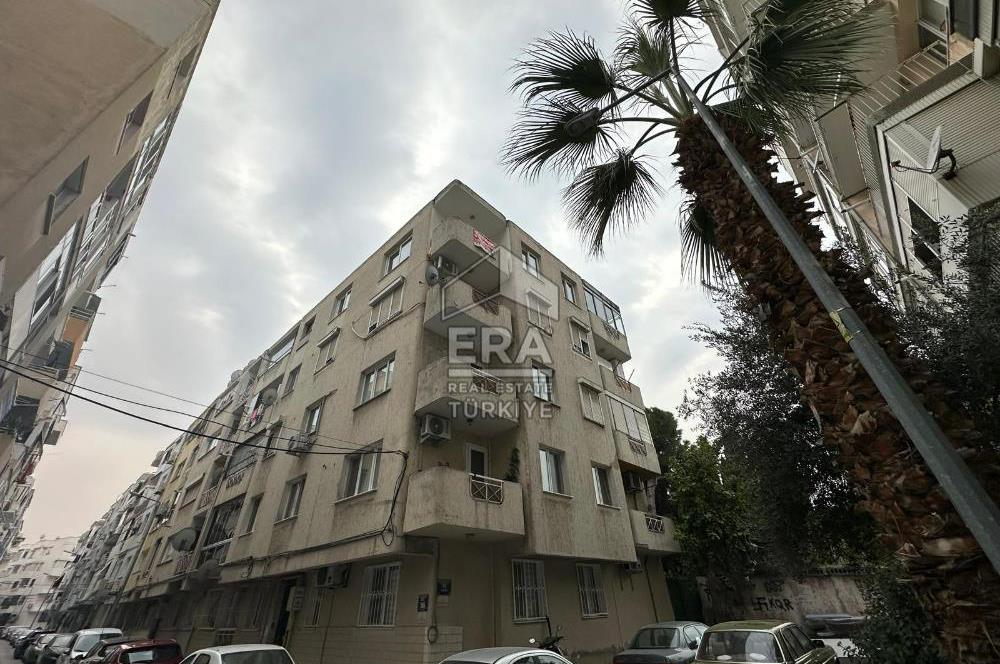 Güzelyalı Mahallesi Mithatpaşa Caddesi Yakını 3+1 Satılık Daire