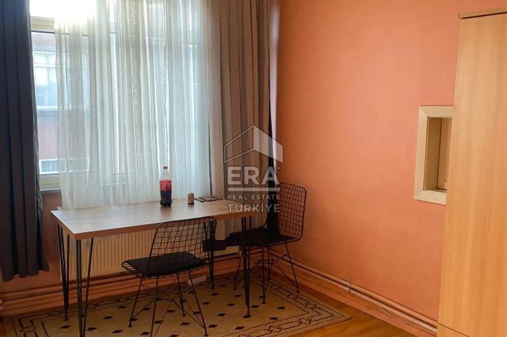 VATAN CADDESİNE YAKIN, MERKEZİ KONUMDA 1+1 KİRALIK DAİRE