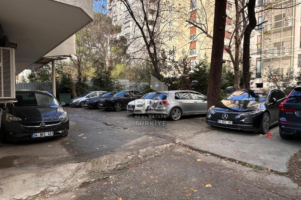 Bağdat Caddesi Prestijli /Yüksek Tabela Değerli Kiralık Ofis