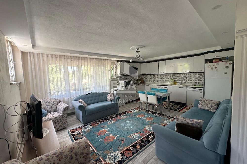 ERA PORT GÜVENCESİYLE KUVA-İ MILLIYE MAHALLESİNDE TRIPLEKS VİLLA