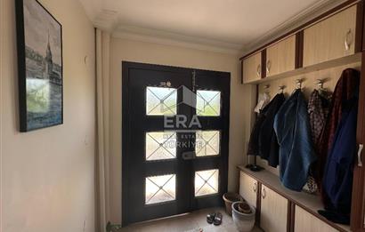 ERA PORT GÜVENCESİYLE KUVA-İ MILLIYE MAHALLESİNDE TRIPLEKS VİLLA