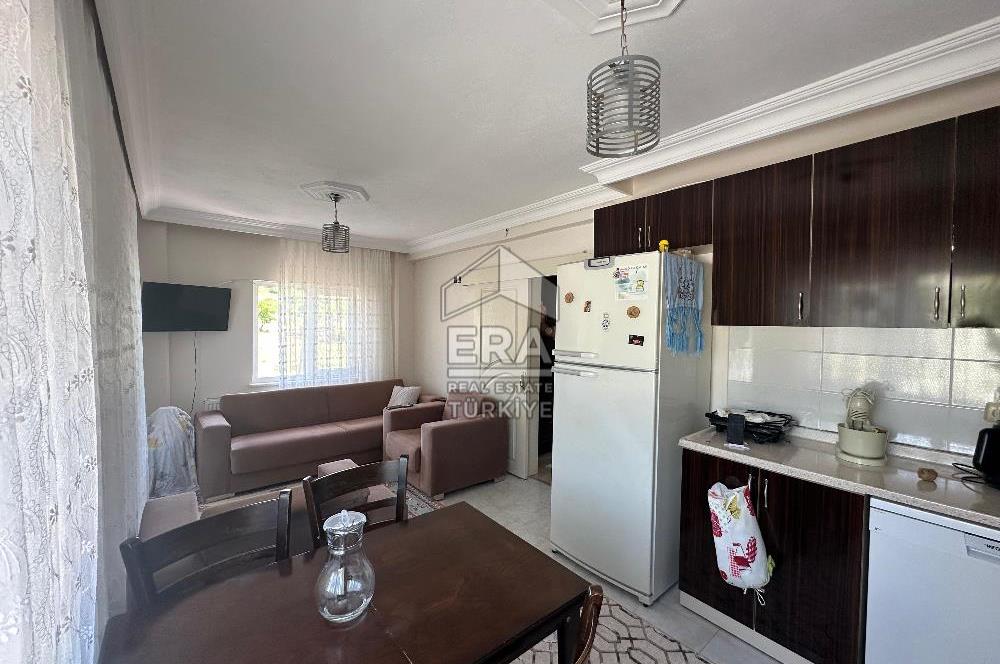 ERA PORT GÜVENCESİYLE KUVA-İ MILLIYE MAHALLESİNDE TRIPLEKS VİLLA