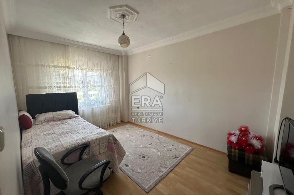 ERA PORT GÜVENCESİYLE KUVA-İ MILLIYE MAHALLESİNDE TRIPLEKS VİLLA