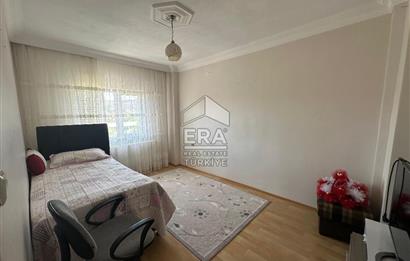 ERA PORT GÜVENCESİYLE KUVA-İ MILLIYE MAHALLESİNDE TRIPLEKS VİLLA