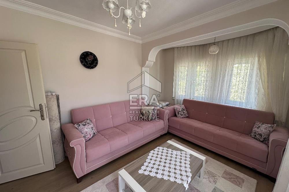 ERA PORT GÜVENCESİYLE KUVA-İ MILLIYE MAHALLESİNDE TRIPLEKS VİLLA