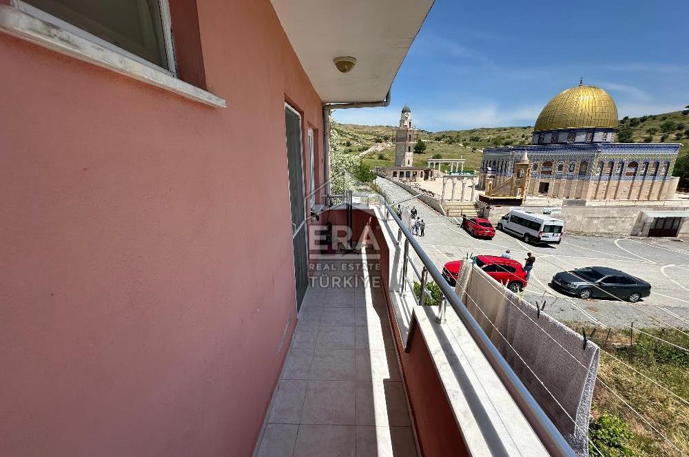 ERA PORT GÜVENCESİYLE KUVA-İ MILLIYE MAHALLESİNDE TRIPLEKS VİLLA