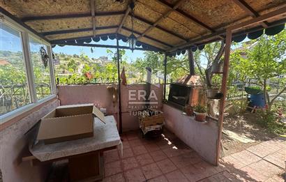 ERA PORT GÜVENCESİYLE KUVA-İ MILLIYE MAHALLESİNDE TRIPLEKS VİLLA