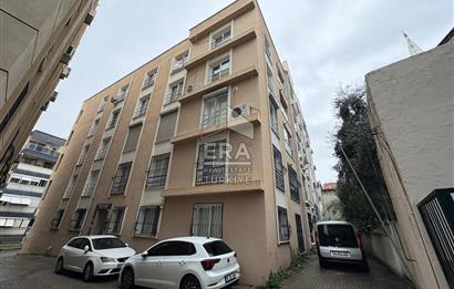 Bornova Erzene Mah. 49. Sokakta Eşyalı Kiralık 2+1 Daire