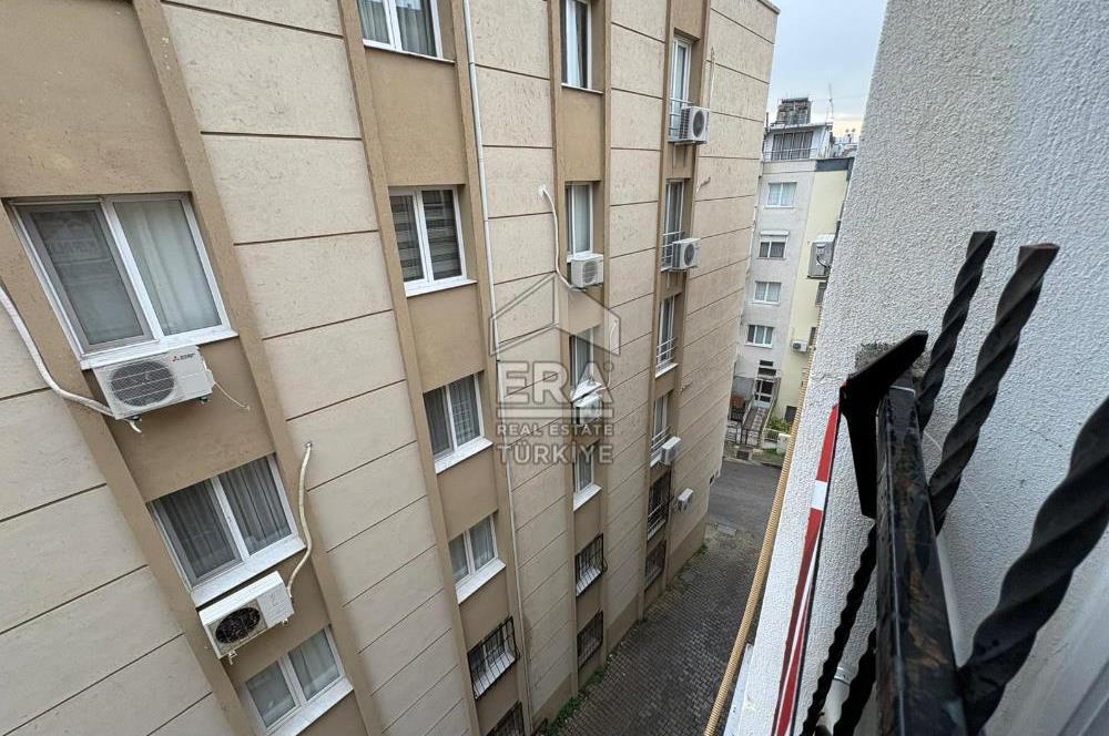 Bornova Erzene Mah. 49. Sokakta Eşyalı Kiralık 2+1 Daire