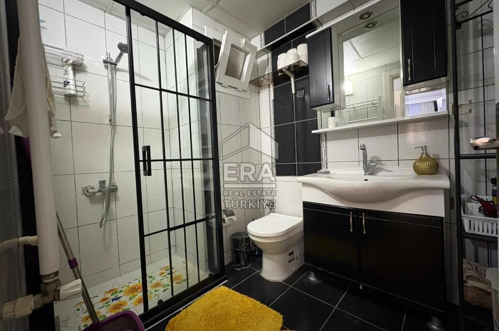 Bornova Erzene Mah. 49. Sokakta Eşyalı Kiralık 2+1 Daire