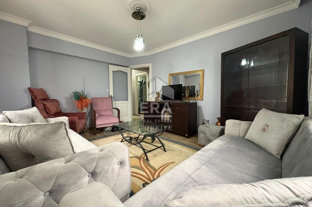 Bornova Erzene Mah. 49. Sokakta Eşyalı Kiralık 2+1 Daire