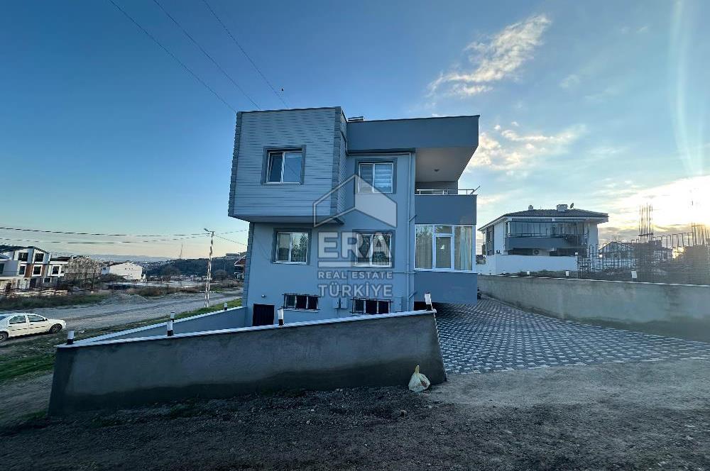 ERA PORT GÜVENCESİYLE KUVA-İ MILLIYE MAHALLESİNDE MUSTAKİL VİLLA