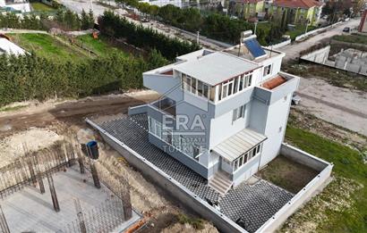 ERA PORT GÜVENCESİYLE KUVA-İ MILLIYE MAHALLESİNDE MUSTAKİL VİLLA