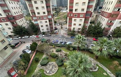 ATAŞEHİR ERGUVAN 8 SİTESİNDE 3+1 SATILIK ARAKAT DAİRE