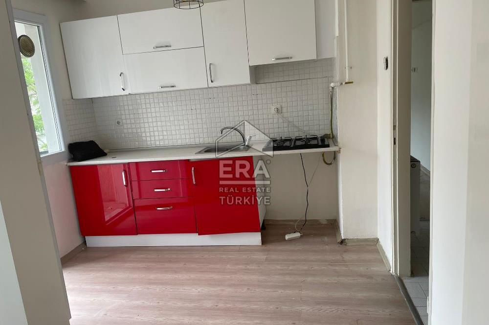 Bostanlı Merkezde 3+1 Kiralık Daire