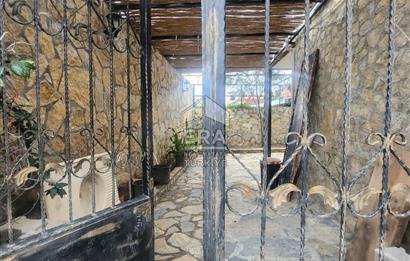  AYVALIK KÜÇÜKKÖY’DE TAMAMEN RESTORE EDİLMİŞ, BAHÇELİ TAŞ EV