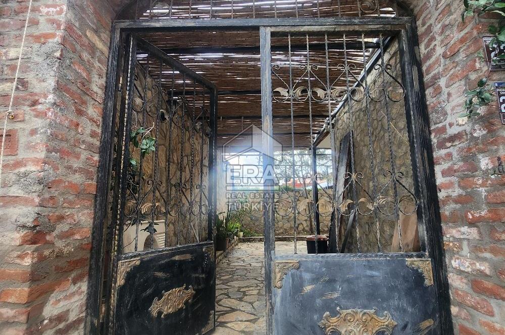  AYVALIK KÜÇÜKKÖY’DE TAMAMEN RESTORE EDİLMİŞ, BAHÇELİ TAŞ EV