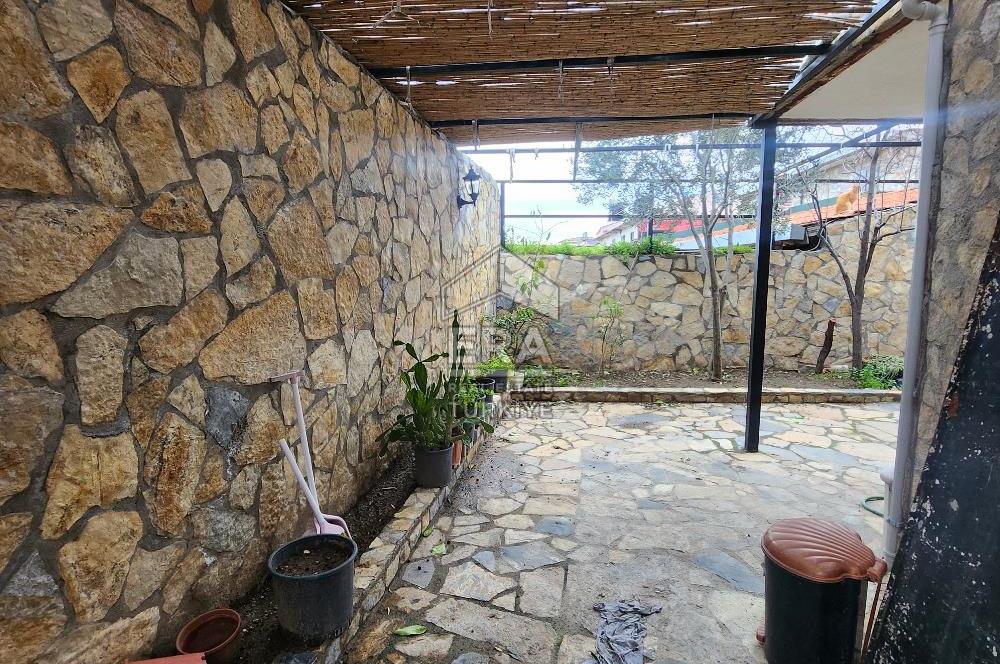  AYVALIK KÜÇÜKKÖY’DE TAMAMEN RESTORE EDİLMİŞ, BAHÇELİ TAŞ EV